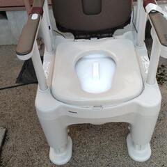 中古パナソニックポータブルトイレの画像