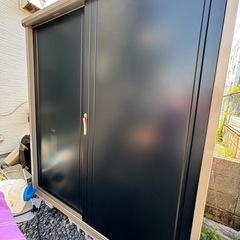 約1.9×1.7×0.8mコンテナ（引き取り限定）の画像