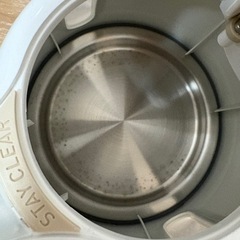 T-fal
蓋付き電気ケトルの画像