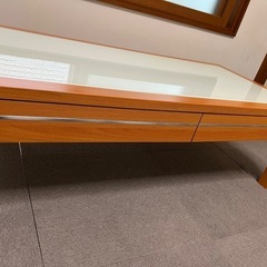 【決まりました】ニトリ ガラステーブルの画像