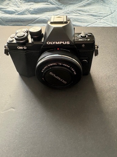 OLYMPUS OMD EM10　mark2