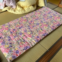 シングル敷布団（全部で7枚　まとめ買割引あり）の画像