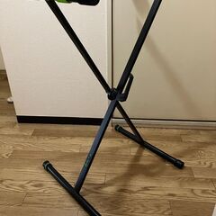 Gravity X型キーボードスタンド（折りたたみ式）の画像