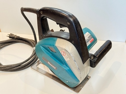 【さらに値下げ】マキタ185mmチップソーカッタモデル4130N（丸ノコ）