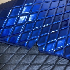 カー用品 トラック 17プロフィア ダッシュマットカバー、フロントカーテンの画像