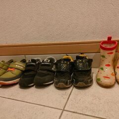 子供の長靴はらぺこあおむし 16cmの画像
