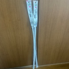 新品　突っ張り棒　二本の画像