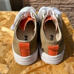 スニーカー 24cmの画像