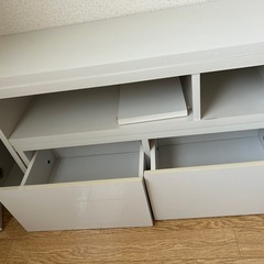 中古テレビ台　伸縮可の画像