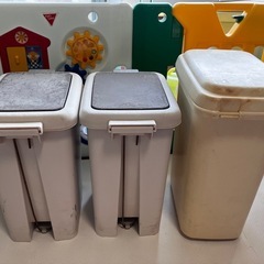 【お取引中】ゴミ箱 3つセット 🗑️の画像