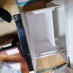 冷蔵庫　SANYO SR-B18の画像