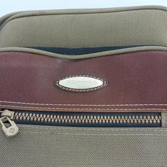 【25＊80136  】◆美品◆Samsoniteサムソナイト◆メンズ◆ショルダーバック◆キャンパスカーキ色の画像