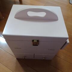 ミニミニドレッサー　無料　即引取希望の画像