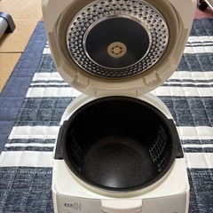 日立IHジャー炊飯器RZ-JP10Jの画像