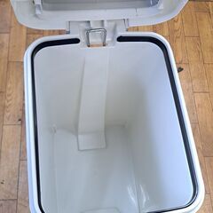 【リサイクルショップどりーむ鹿大前店】No.2420　ゴミ箱　45ℓ　写真参照🎵　おすすめ🎵の画像