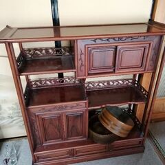 仏間の収納家具の画像