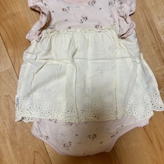 ベビー服80サイズサロペットの画像