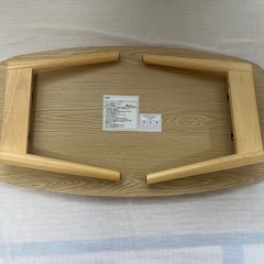 折りたたみテーブルの画像
