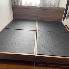ベッドフレーム2セットの画像