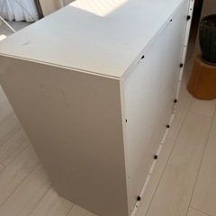 イケアキャビネットの画像