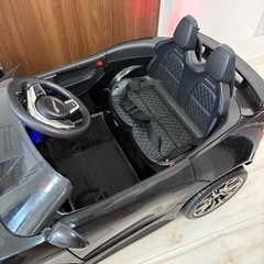 【定価7万円】【格安】乗れる巨大ラジコン 子供が運転出来る高級車 の画像