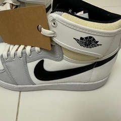 NIKE Air Jordan 1 KO 'Grey Fog' の画像