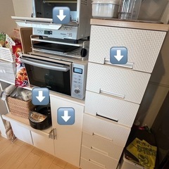 キッチン収納棚&炊飯器&トースターの画像