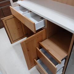 【ドリーム尾浜店】2Pデザインソファー高さ(H)カントリーン調オープンボード　NA　※天板ヤケあり　※上段左側キズあり　※開き扉欠品　cm× 幅(W)120cm× 奥行(D)47cmの画像