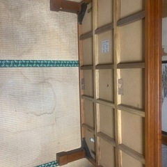 木のテーブルの画像