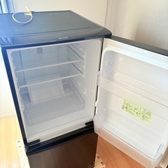 SHARP冷蔵庫の画像