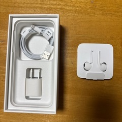 iPhone SE  128GBの画像