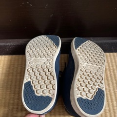 リーボック　スニーカーの画像