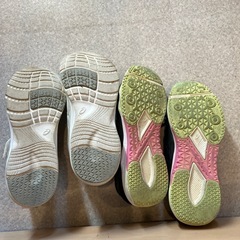 キッズスニーカーの画像