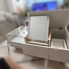 LOWYA ドレッサーテーブルの画像