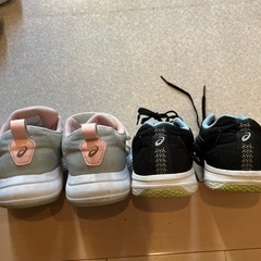 キッズスニーカーの画像