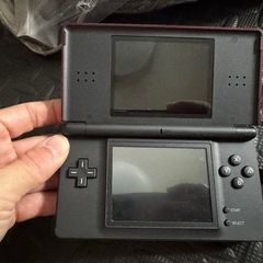 任天堂DS LITEの画像