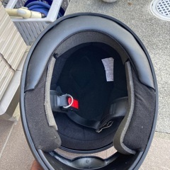 ヘルメット使用なしの画像