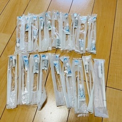 ホテル歯ブラシ 携帯歯ブラシ クシ 旅行 掃除の画像