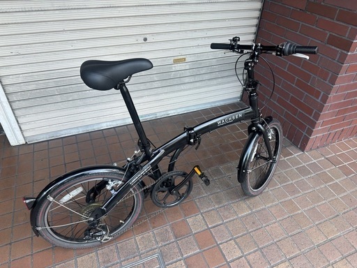 20インチ　軽量アルミフレーム　外装7段変速　フェンダー付き折り畳み自転車　カスタム　ブラック