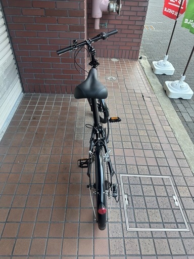 20インチ　軽量アルミフレーム　外装7段変速　フェンダー付き折り畳み自転車　カスタム　ブラック