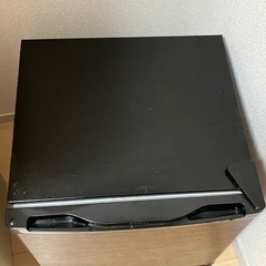 46L 1人用冷蔵庫の画像