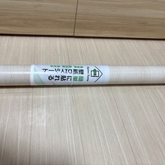 
リメイクシート 壁紙 木目 シール 幅60㎝ 10ｍ ウッド 厚手 はがせる カッティングシート 貼ってはがせる 防水 防カビ 賃貸 簡単 diy 模様替え Harmn home （ベージュ木目調 型番号:F018）の画像