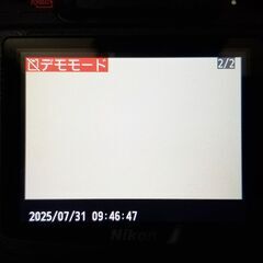 NIKON ニコン デジタル一眼レフ D300 レンズ２本・ストロボ・バッテリーグリップ付き シャッター回数27349の画像