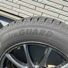 スタッドレスタイヤ195/65R16(ice GUARD iG60）の画像