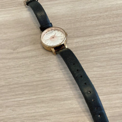 OLIVIA BURTON 腕時計の画像