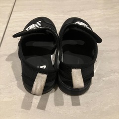ニューバランス　サンダルの画像