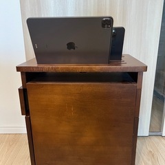 ソファーサイドワゴン（木製・ベットサイドワゴン・キャスター付）の画像