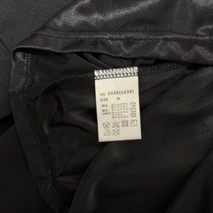 【セシルマクビー】シンプル黒ワンピースドレスの画像