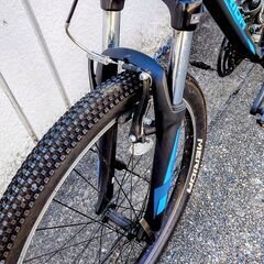★70％OFF　MERIDA　メリダ　MATTS 6.5-V　MATT BLACK(BLUE)　スポーツ自転車　マウンテンバイク　ロードバイクの画像