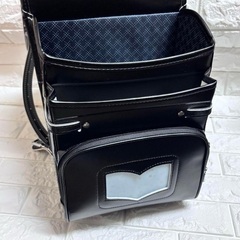 新品❤️ランドセル 黒 軽量 防水加工 自動ロック A4フラットファイルの画像